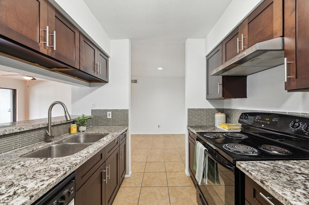 8020 Braesmain Drive #1710, Houston, Texas image 9
