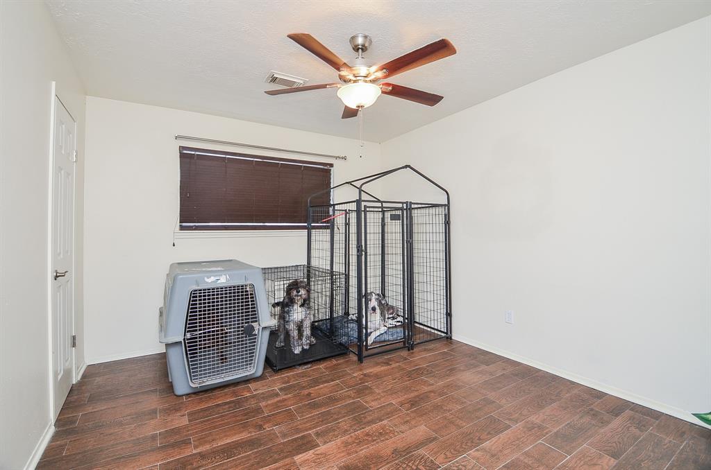 1138 Rennie Drive, Katy, Texas image 16