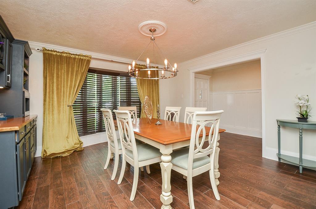 1138 Rennie Drive, Katy, Texas image 10