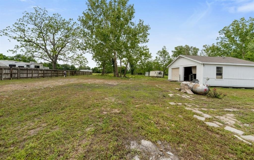 1170 County Road 284, Alvin, Texas image 23