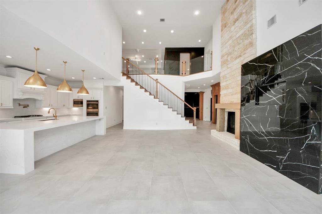 23514 Bellina Drive