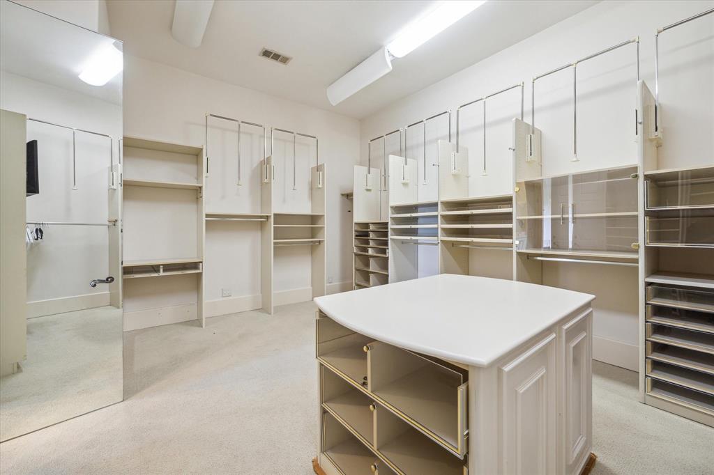 6 Shadder Way, Houston, Texas image 32