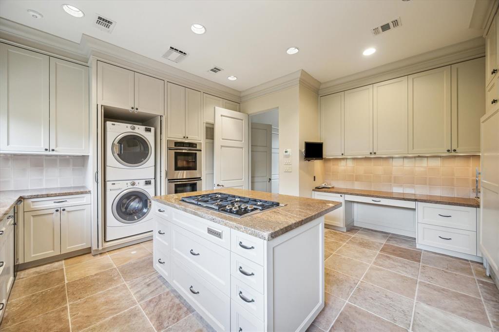 6 Shadder Way, Houston, Texas image 21