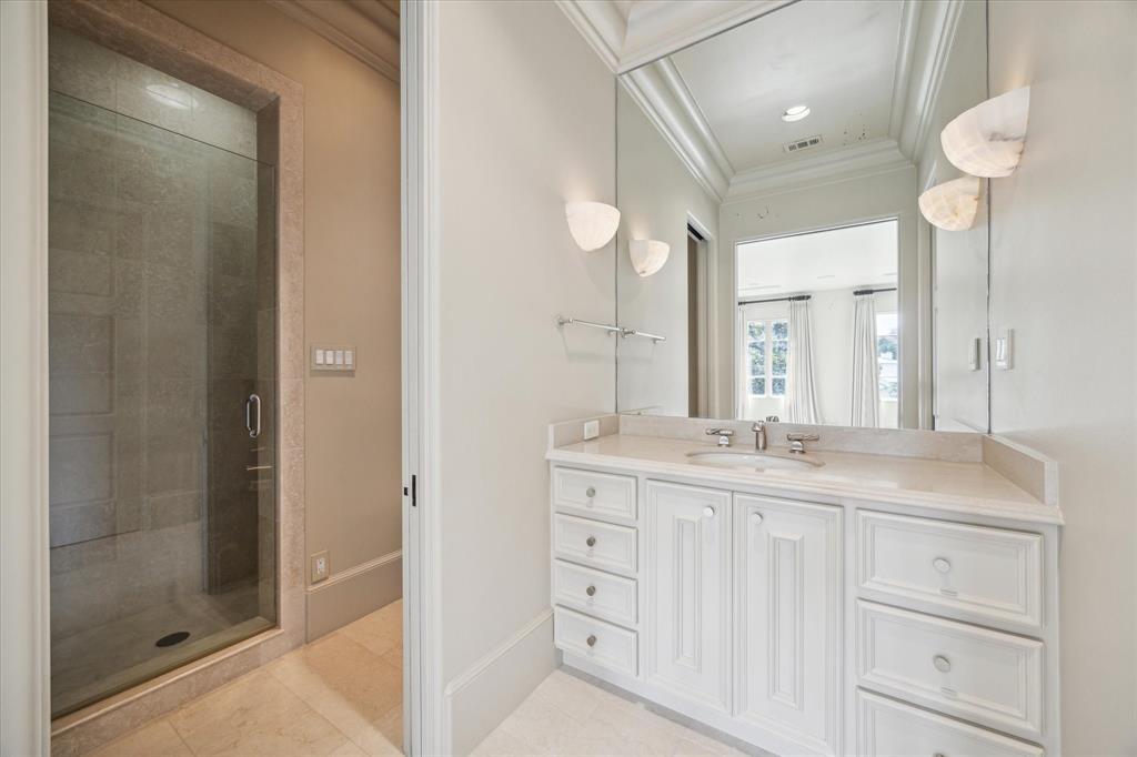 6 Shadder Way, Houston, Texas image 27