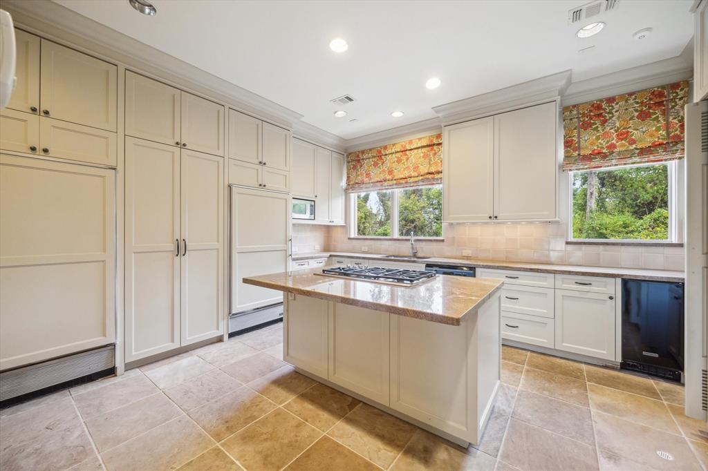 6 Shadder Way, Houston, Texas image 20