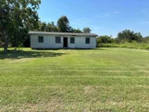 Photo of 114 Sylvia Street, Anahuac, TX 77514 (MLS # 27694731)
