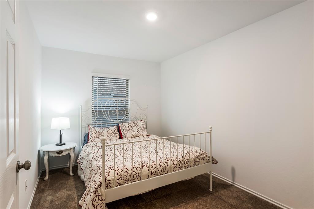 1211 Blue Hazel Court, Pinehurst, Texas image 16