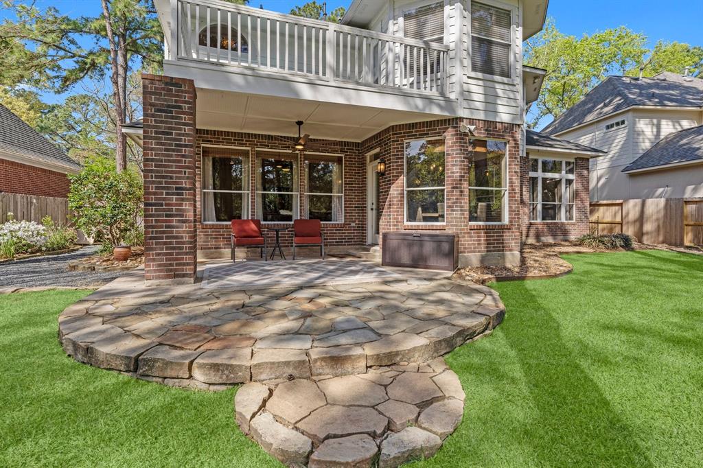 211 N Floral Leaf Circle, The Woodlands, Texas image 29