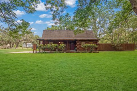 A home in Brazoria