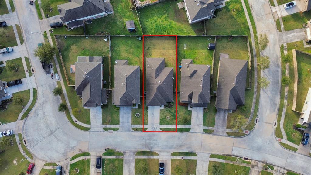 12915 Taper Reach Drive, Tomball, Texas image 21