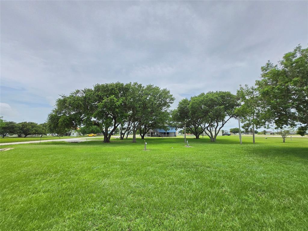248 Stovall Drive, Palacios, Texas image 8