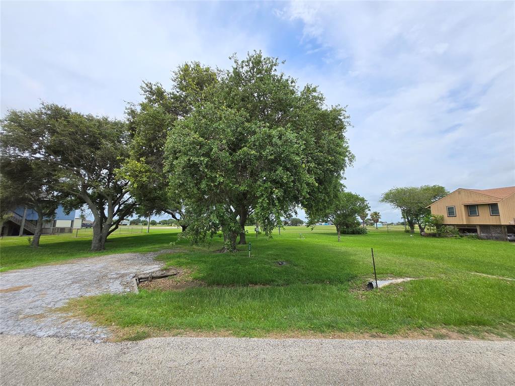 248 Stovall Drive, Palacios, Texas image 3