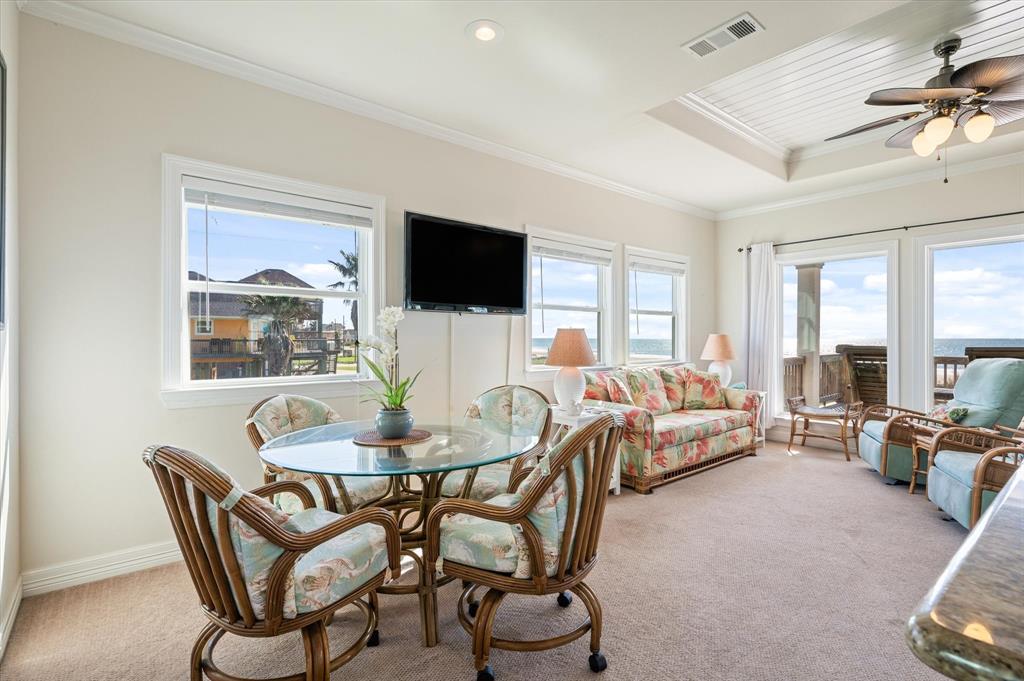 929 Bahama Drive, Crystal Beach, Texas image 11