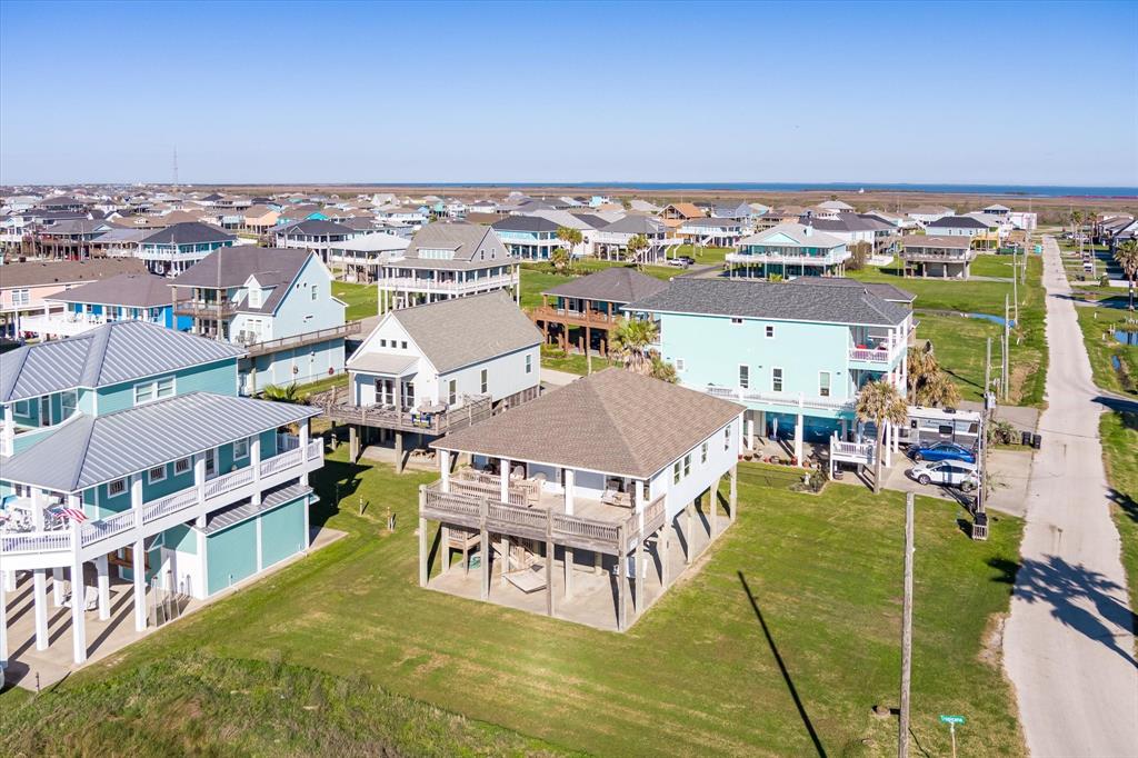 929 Bahama Drive, Crystal Beach, Texas image 47