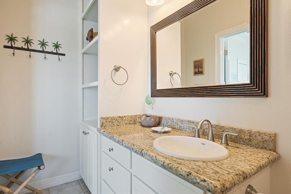 929 Bahama Drive, Crystal Beach, Texas image 29