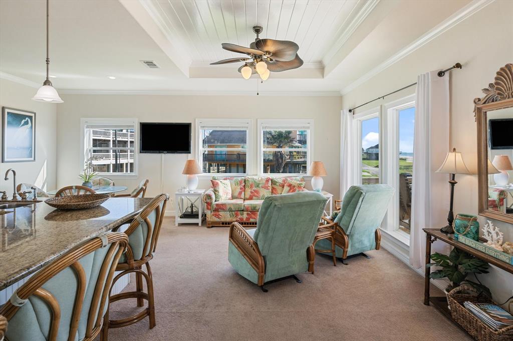 929 Bahama Drive, Crystal Beach, Texas image 8