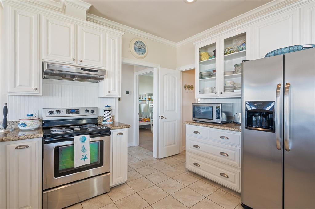 929 Bahama Drive, Crystal Beach, Texas image 19
