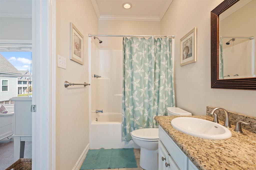 929 Bahama Drive, Crystal Beach, Texas image 30