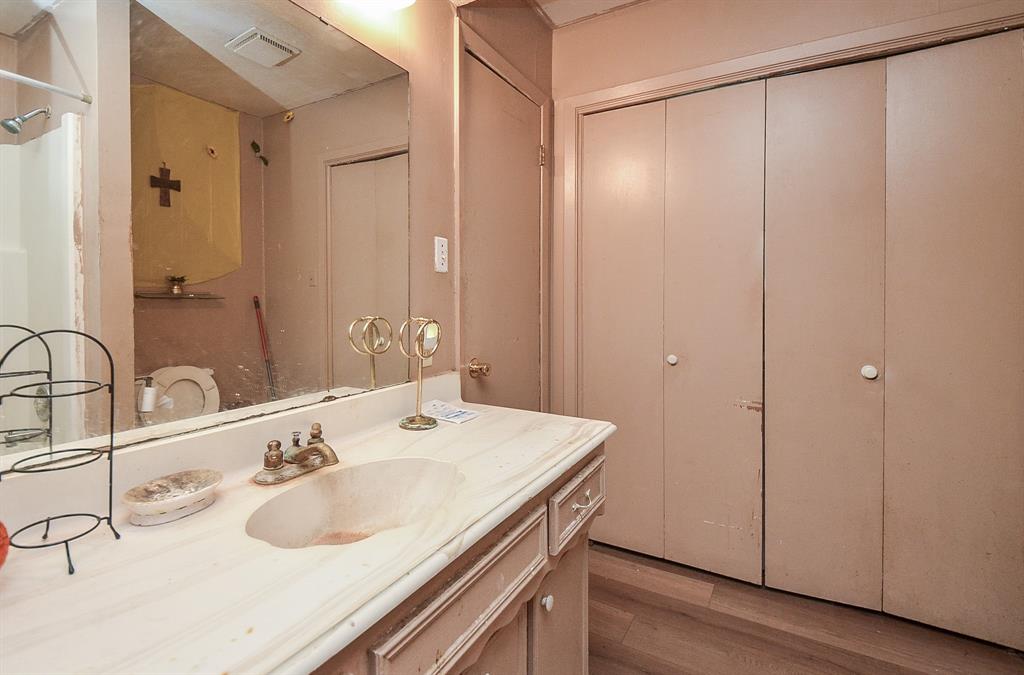 509 S Avenue A St, Bellville, Texas image 22