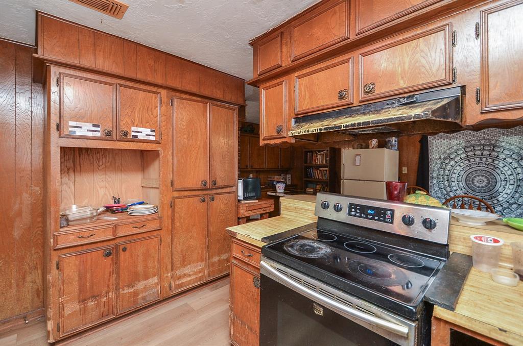509 S Avenue A St, Bellville, Texas image 13