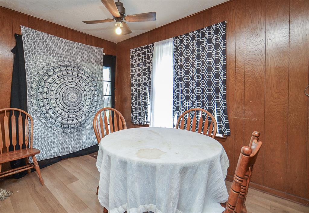 509 S Avenue A St, Bellville, Texas image 16