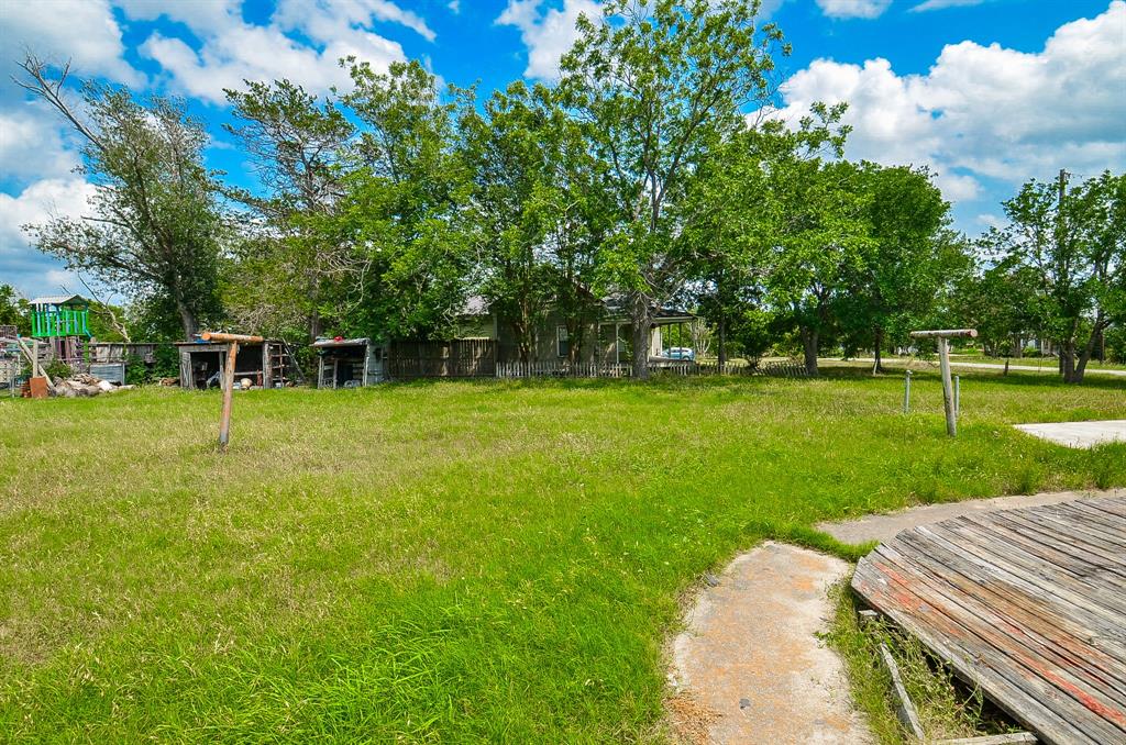 509 S Avenue A St, Bellville, Texas image 27