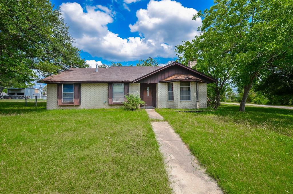 509 S Avenue A St, Bellville, Texas image 2