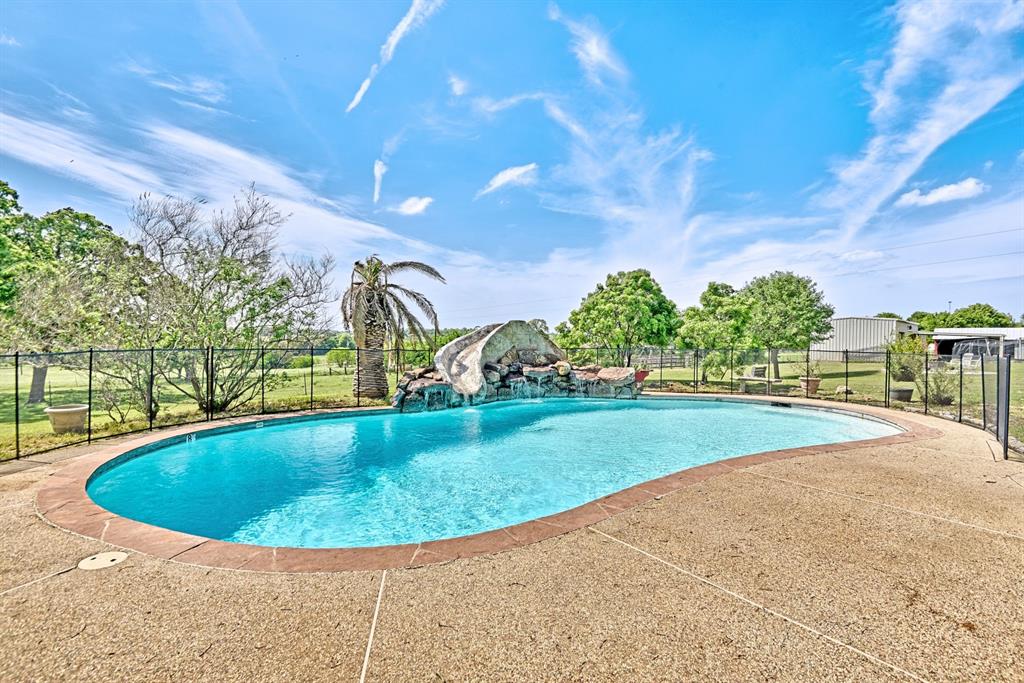 2575 Old Mill Creek Road, Brenham, Texas image 33