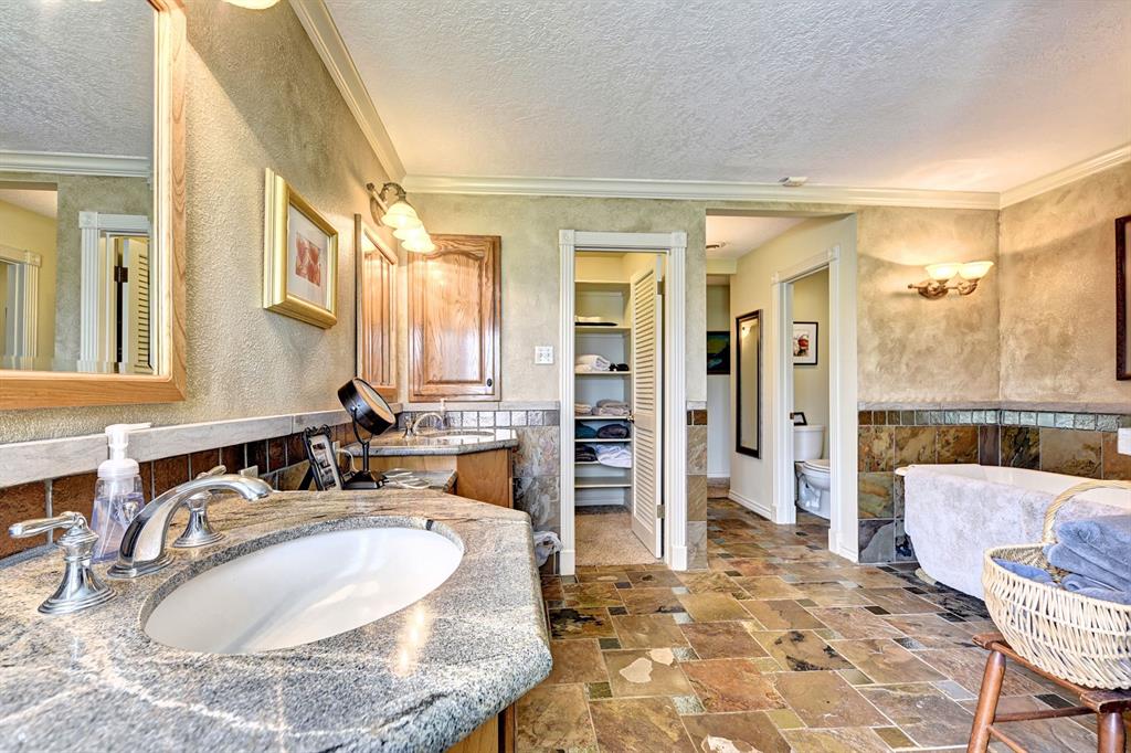 2575 Old Mill Creek Road, Brenham, Texas image 18