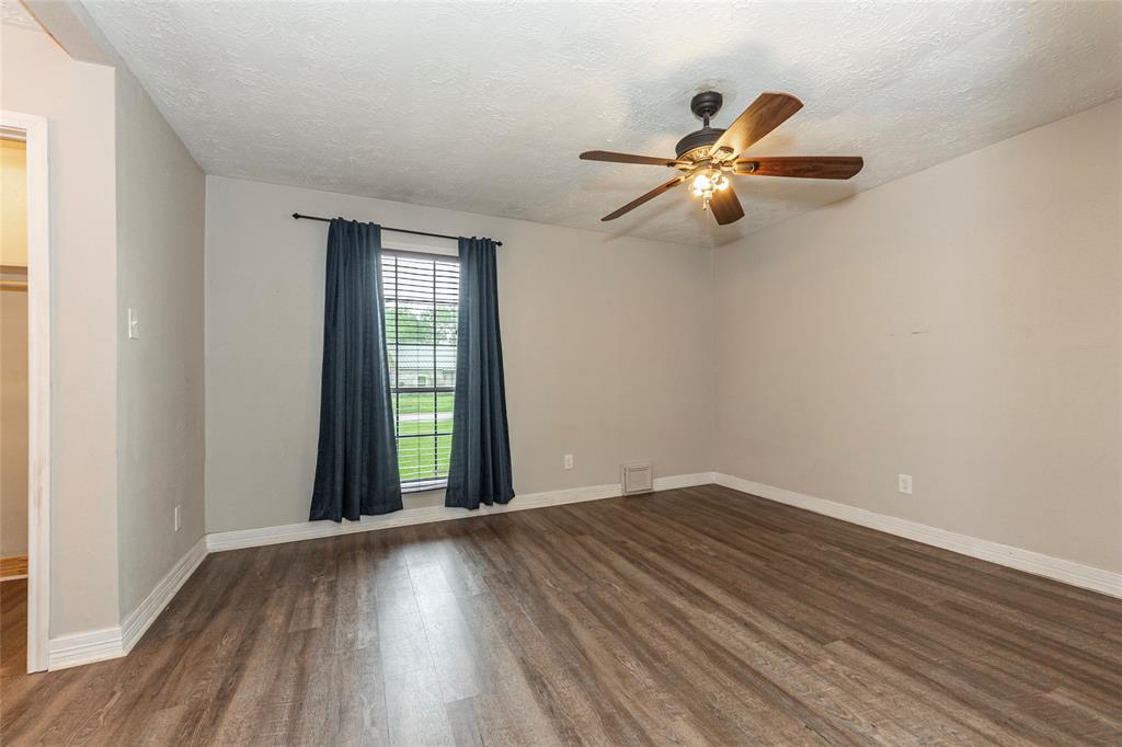 3310 Ashwyne Court, La Porte, Texas image 13