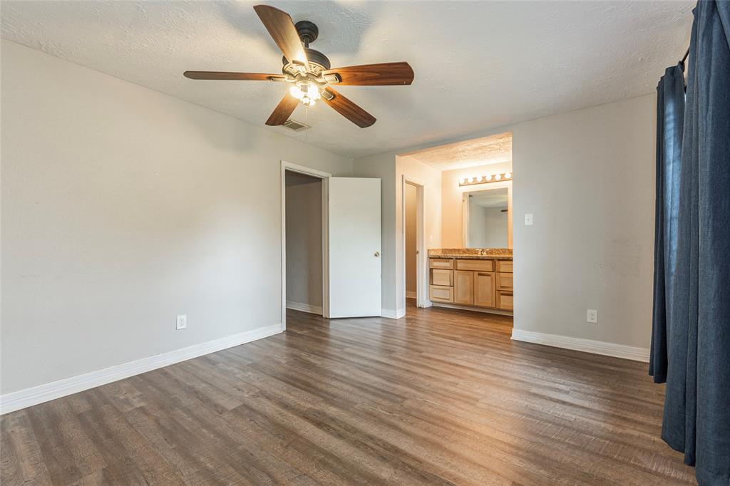 3310 Ashwyne Court, La Porte, Texas image 10