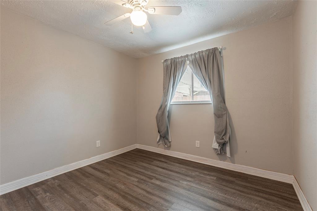 3310 Ashwyne Court, La Porte, Texas image 17
