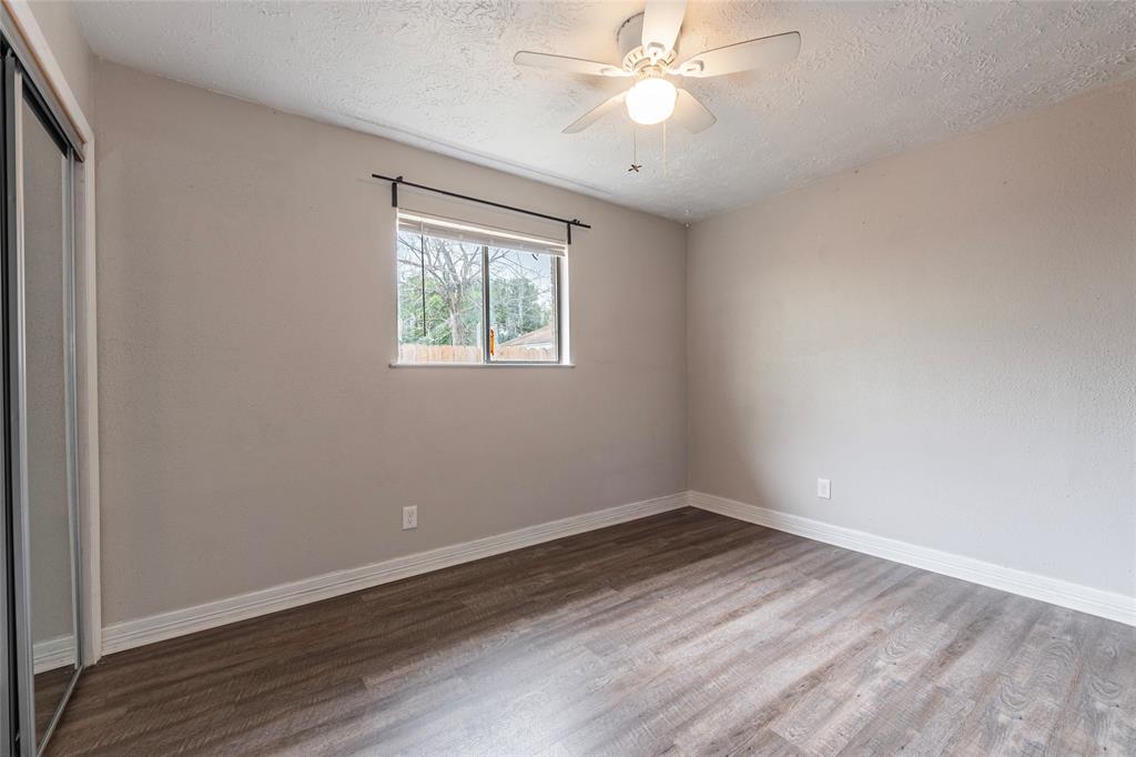 3310 Ashwyne Court, La Porte, Texas image 19