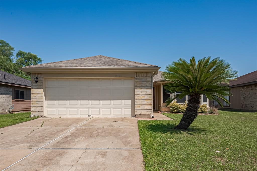 15122 Loma Paseo Drive, Houston, Texas image 1