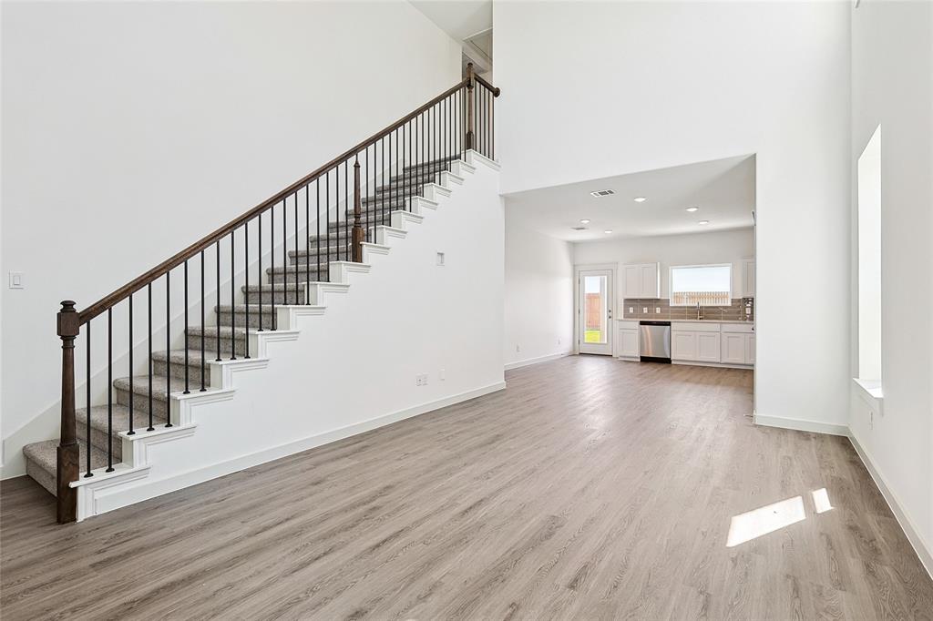 4335 Maple Root Lane, Pinehurst, Texas image 3