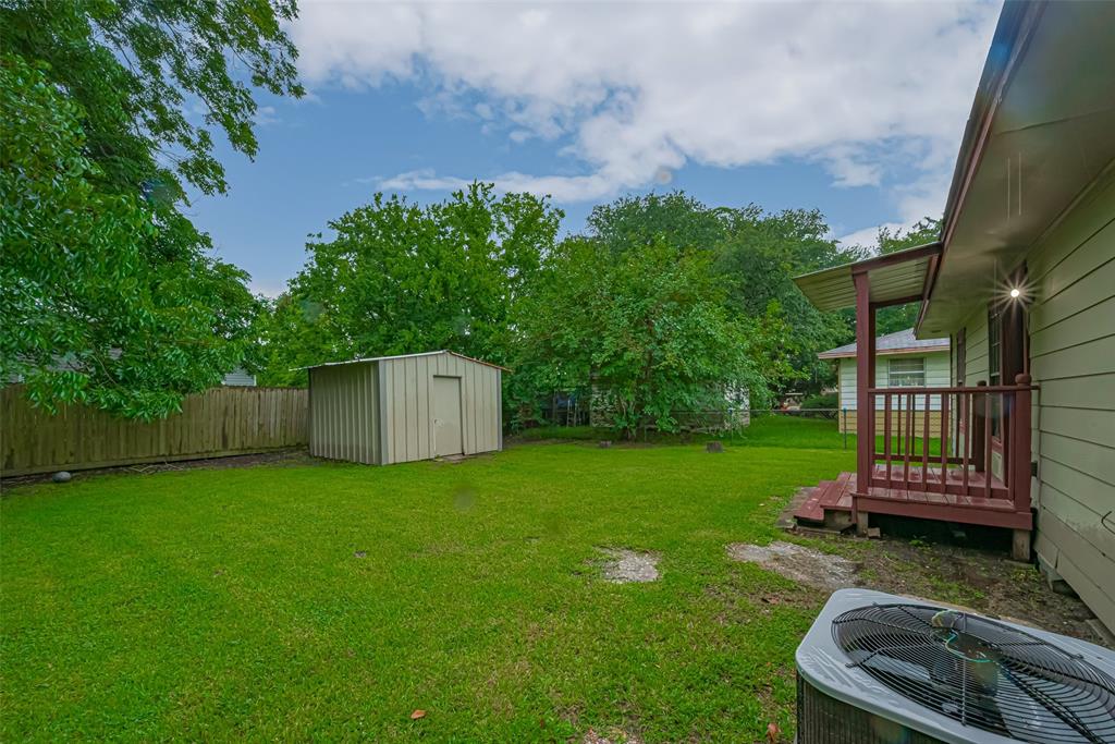 126 E Melville Drive, Crosby, Texas image 39