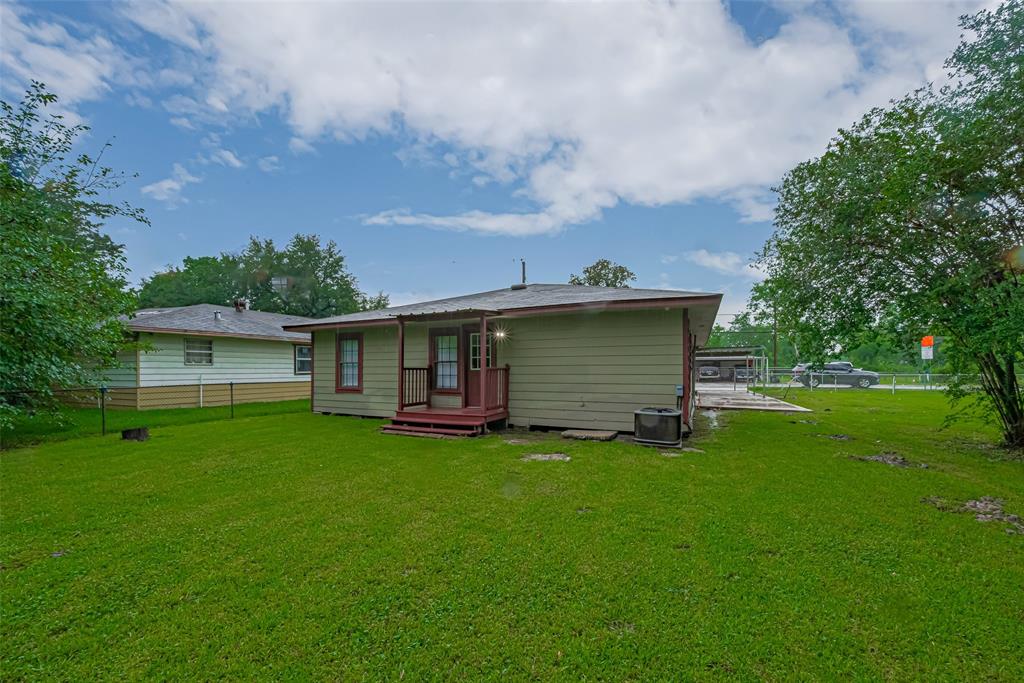 126 E Melville Drive, Crosby, Texas image 38