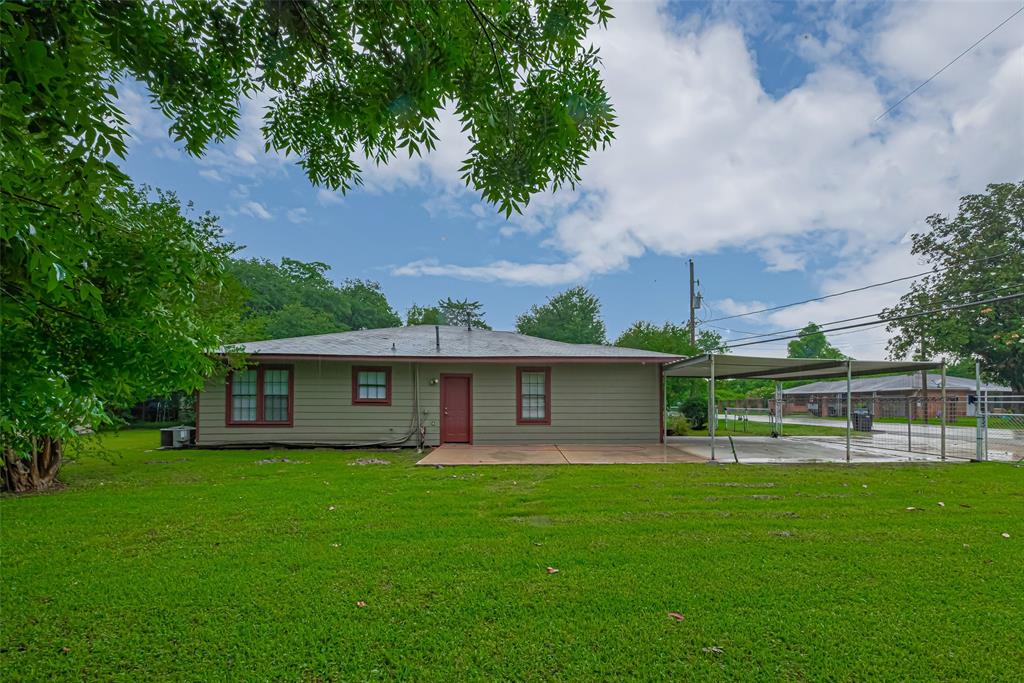 126 E Melville Drive, Crosby, Texas image 36