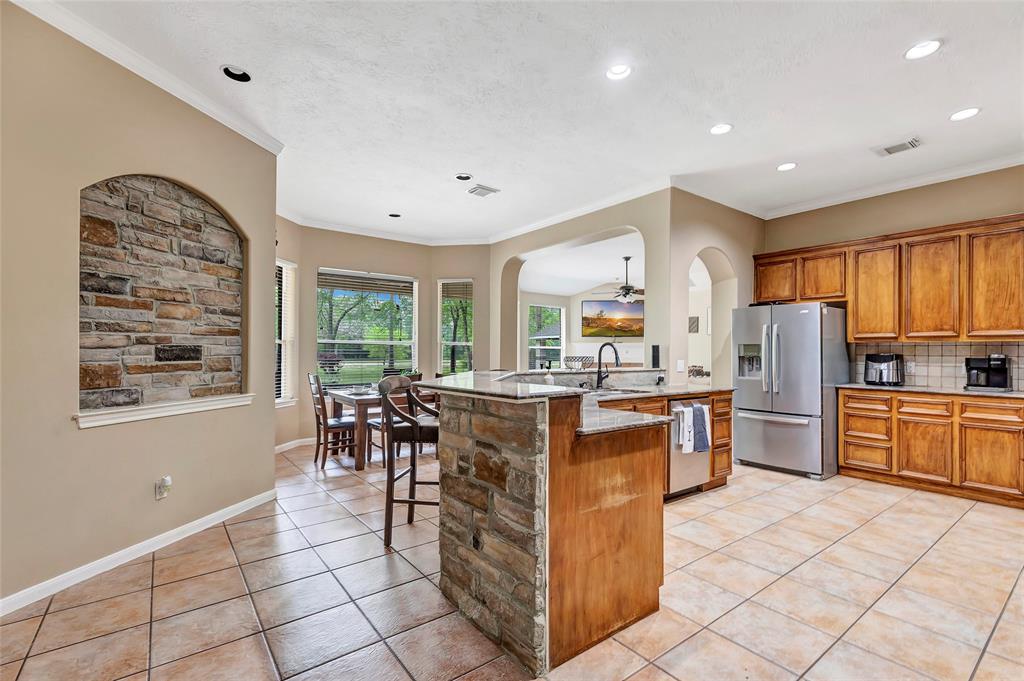 26719 Fairway Oaks Court, Huffman, Texas image 9