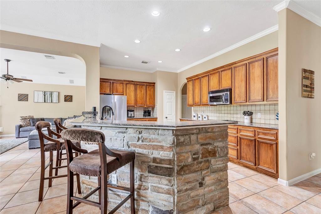 26719 Fairway Oaks Court, Huffman, Texas image 10