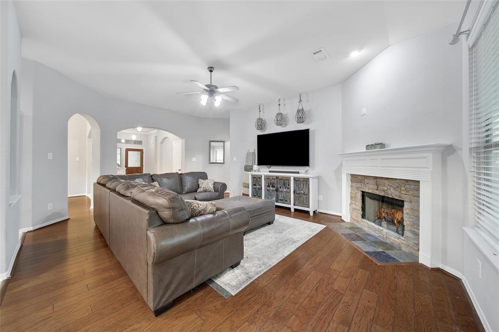 7111 Black Forest Drive, Magnolia, Texas image 12