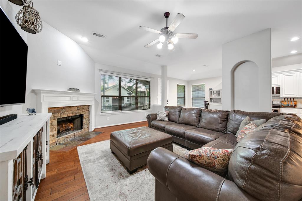 7111 Black Forest Drive, Magnolia, Texas image 11