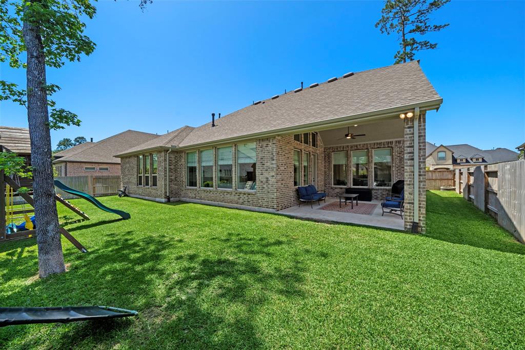 908 Falcon Hollow Lane, Pinehurst, Texas image 37