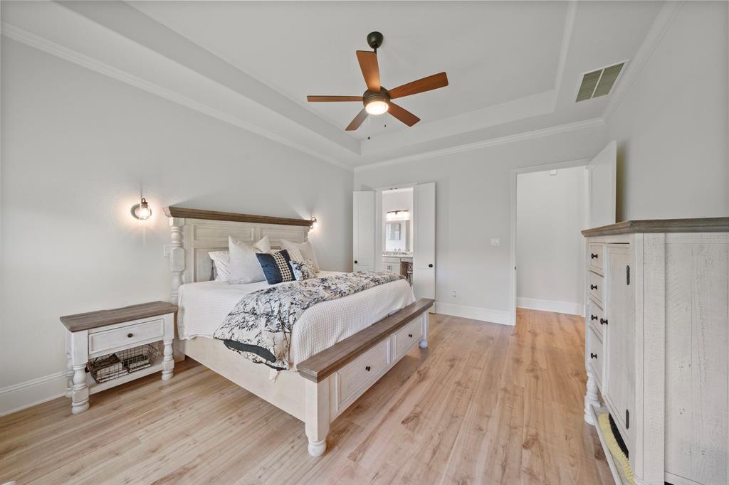908 Falcon Hollow Lane, Pinehurst, Texas image 28