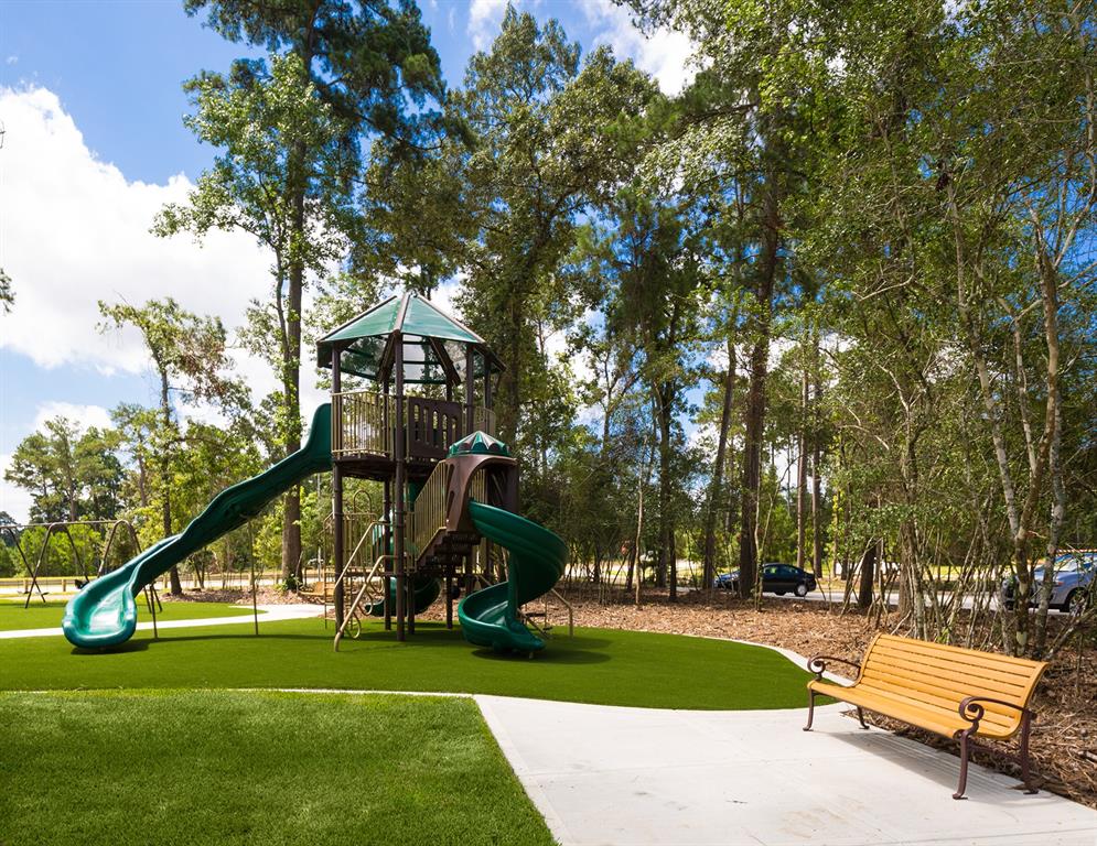 908 Falcon Hollow Lane, Pinehurst, Texas image 49