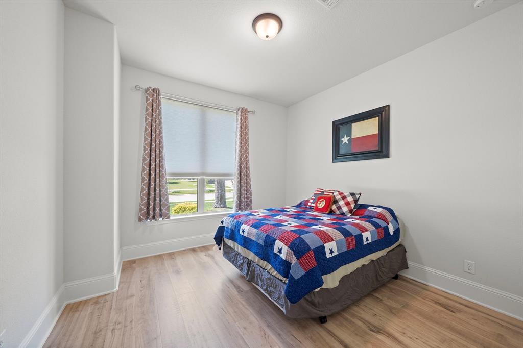 908 Falcon Hollow Lane, Pinehurst, Texas image 32