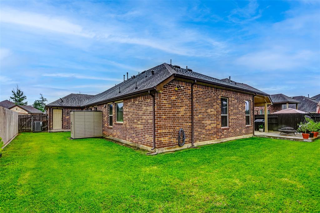 15707 E Chamfer Way, Crosby, Texas image 37