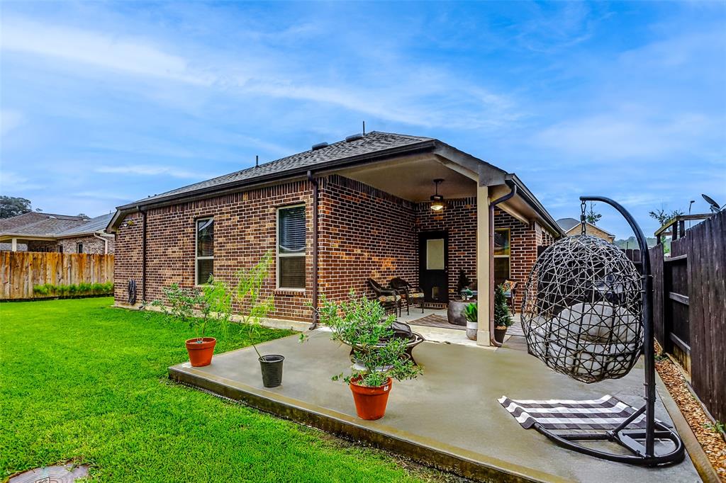 15707 E Chamfer Way, Crosby, Texas image 36