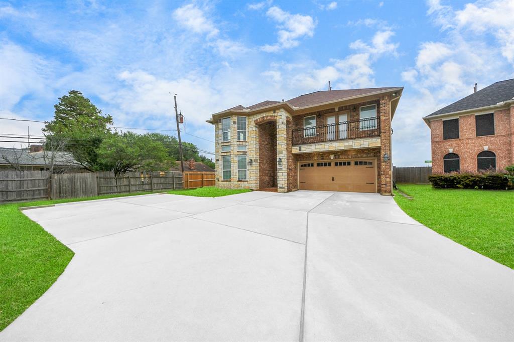 10447 Tree Hollow Circle, La Porte, Texas image 49