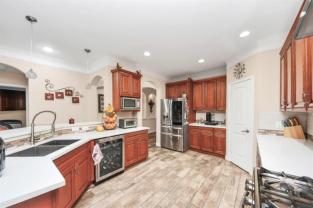 10447 Tree Hollow Circle, La Porte, Texas image 14
